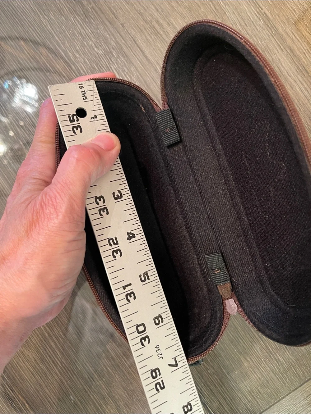 Maui Jim Sport Sunglasses Semi-Hard Zipper Case in Brown Case Only